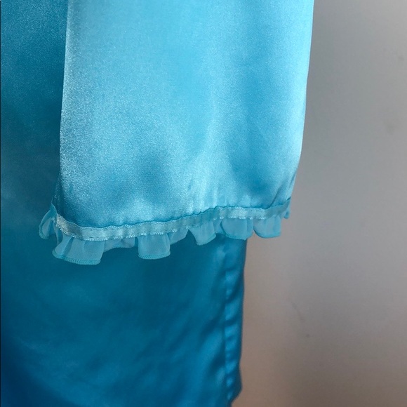 Turquoise Robe - Picture 4 of 8